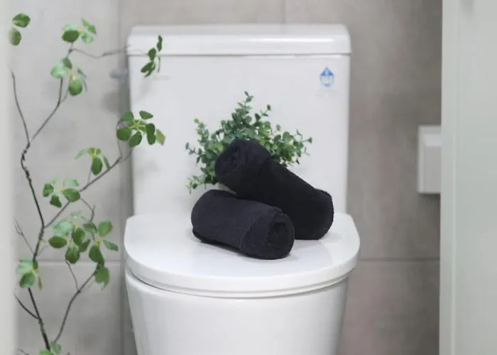 남산주택